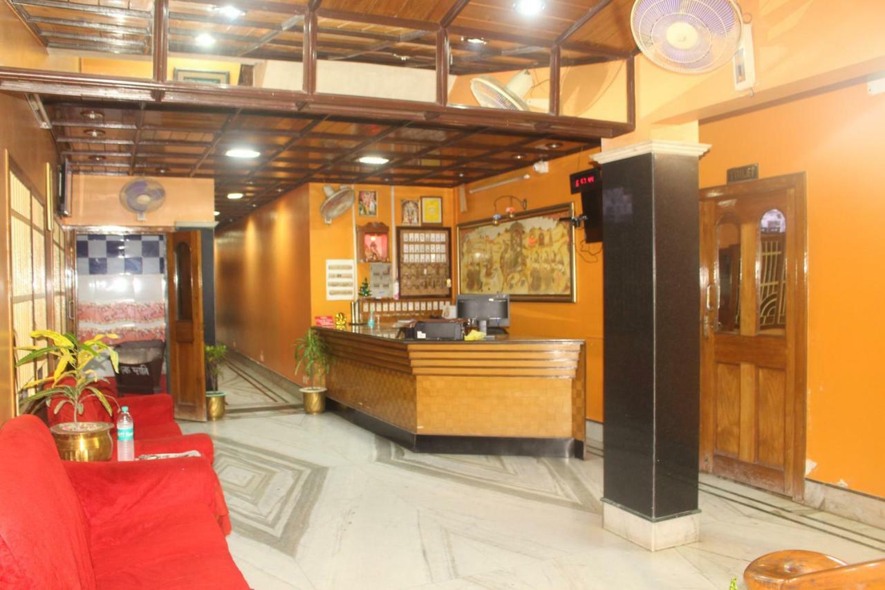 Hotel Surja Laxmi Raiganj Buitenkant foto